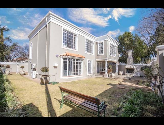 3 BEDROOM HOUSE FOR SALE IN BROOKLYN